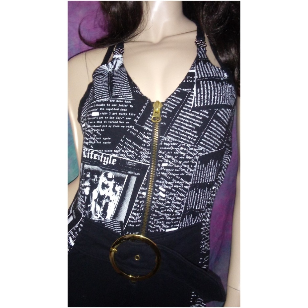 Black white news belted racer back halter jumpsuit - Picture 4 of 4